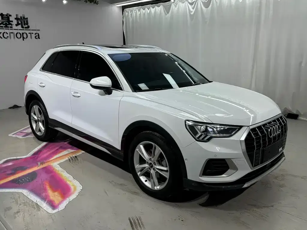 Audi Q3 — фото 7