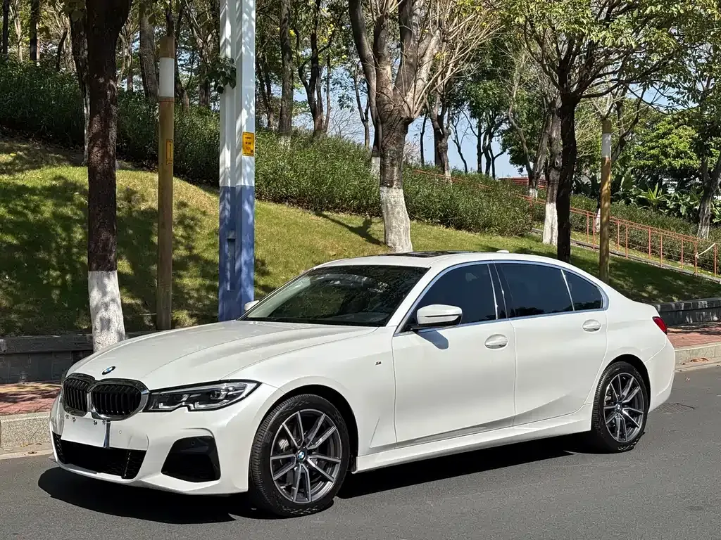 BMW 3 Series — фото 1