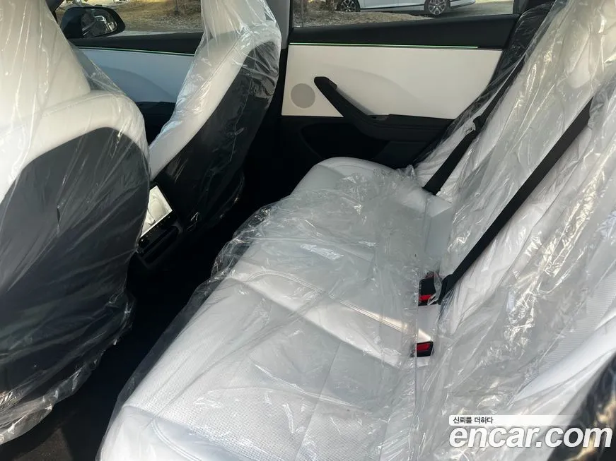 Tesla Model 3 2025 из KR, фото 5