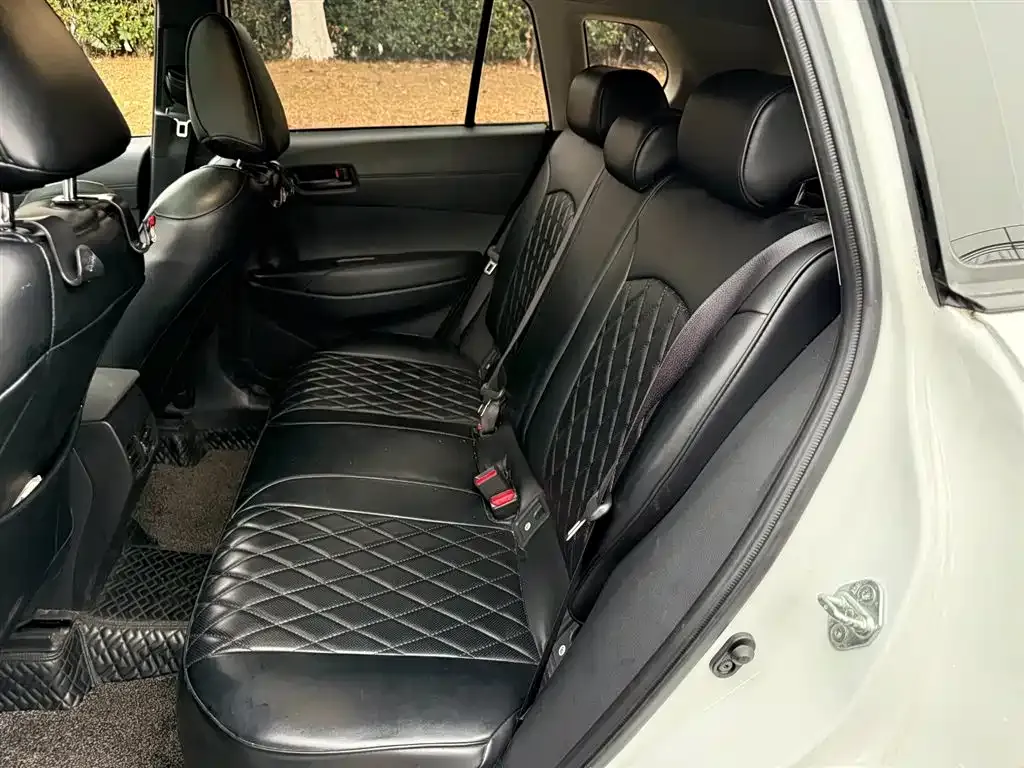 Toyota Corolla Cross — фото 2