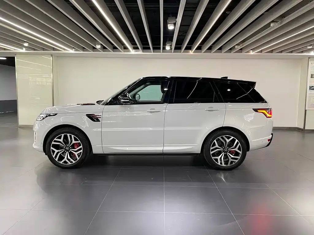 Land Rover Sport — фото 9