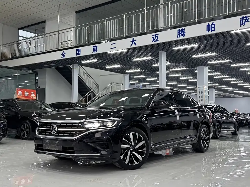 Volkswagen Passat — фото 1