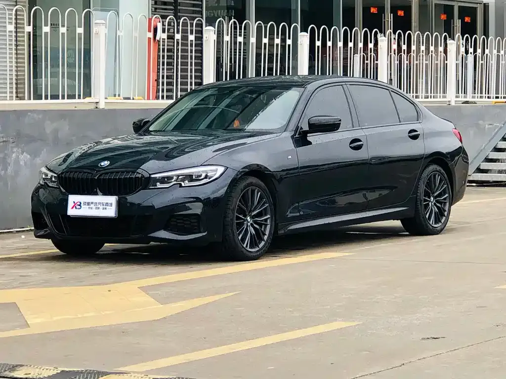 BMW 3 Series — фото 1