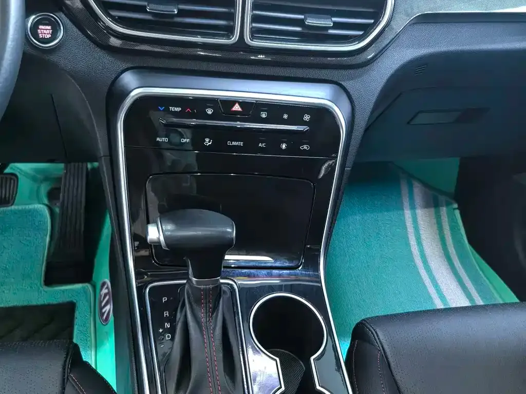 Kia KX5 2023 из CN, фото 2