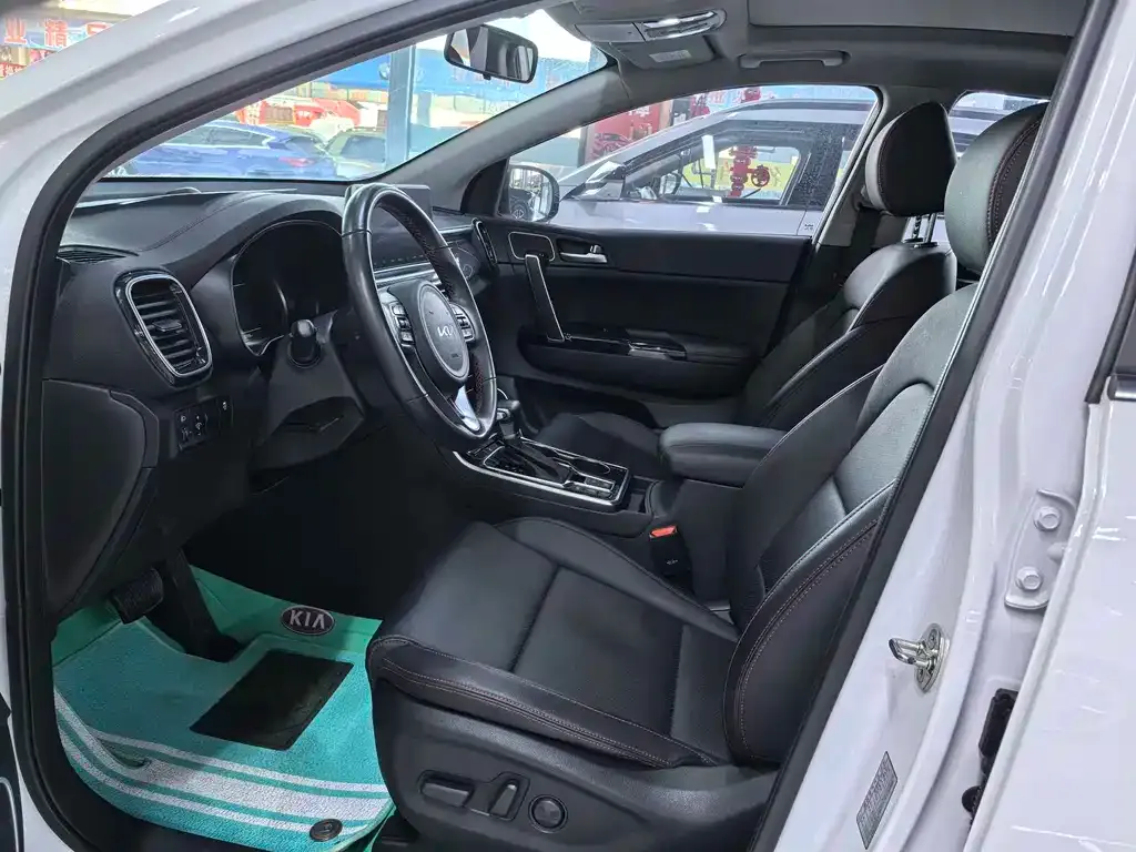 Kia KX5 2023 из CN, фото 8