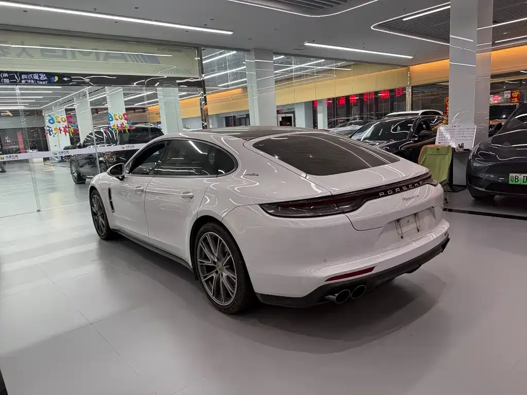 Porsche Panamera — фото 4