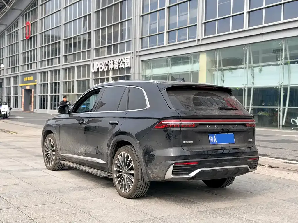Geely Xingyue L — фото 10