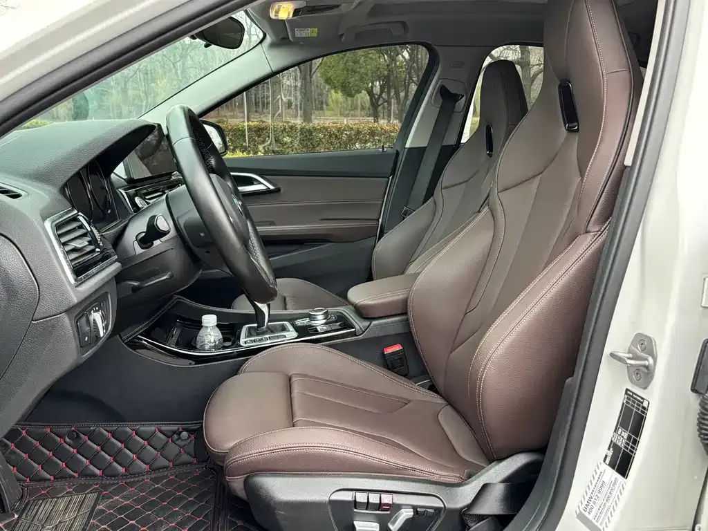 BMW 1 Series 2022 из CN, фото 6