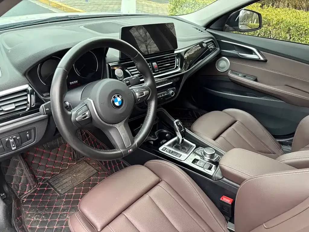 BMW 1 Series 2022 из CN, фото 3