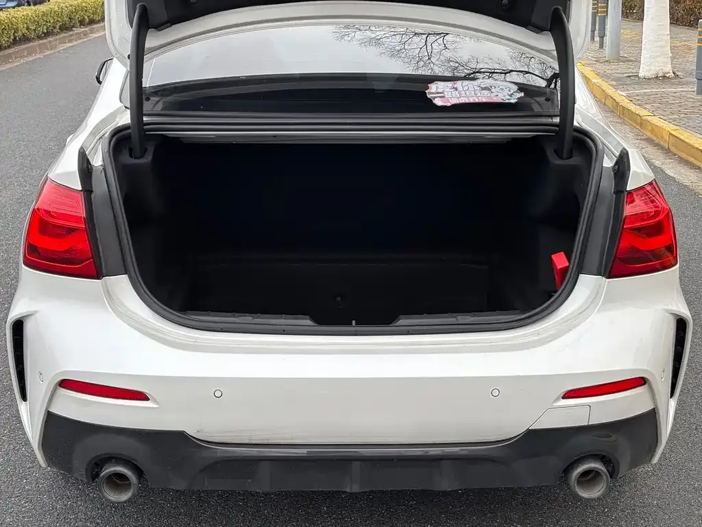 BMW 1 Series 2022 из CN, фото 5