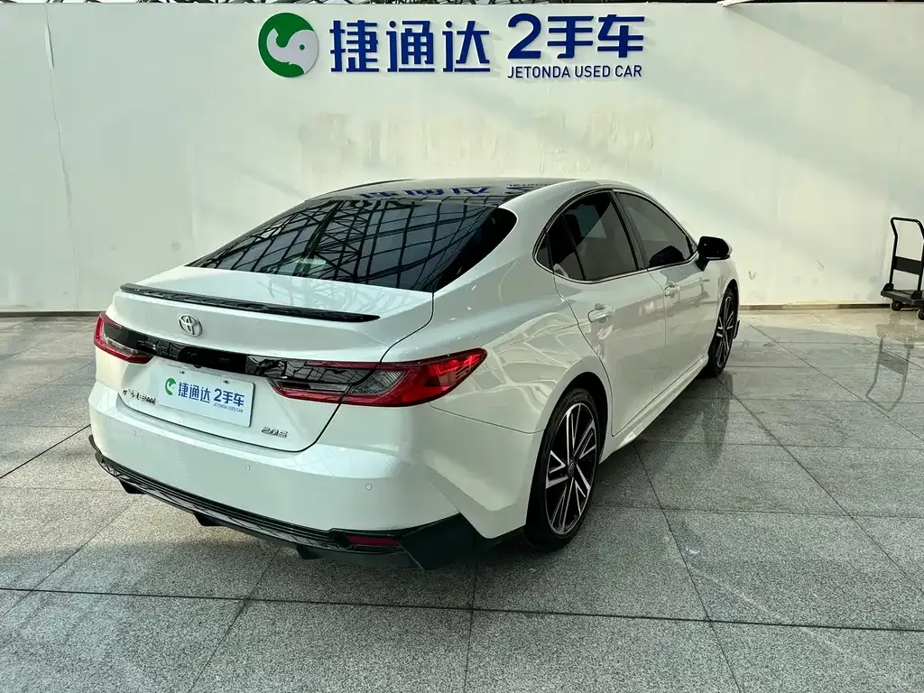 Toyota Camry 2025 из CN, фото 6