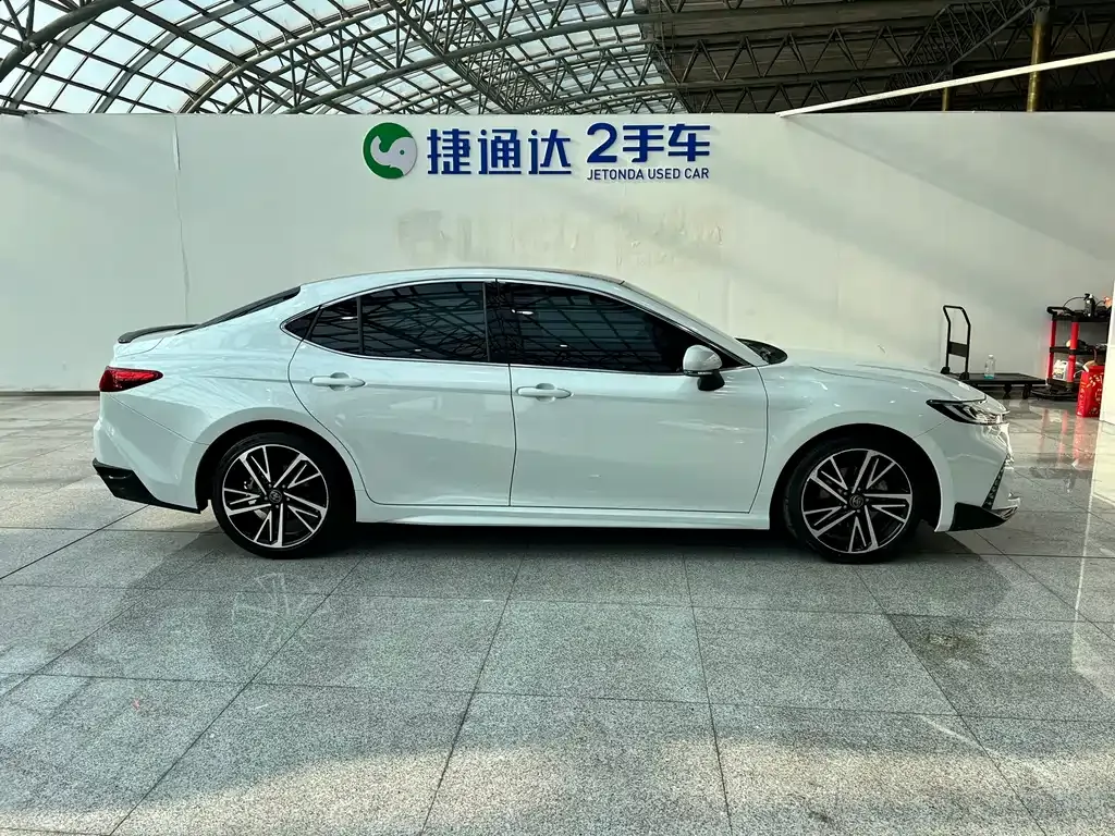 Toyota Camry 2025 из CN, фото 5