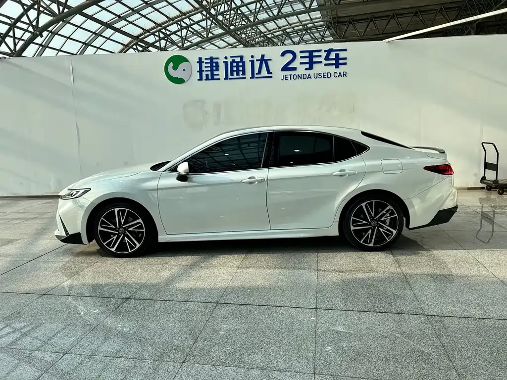Toyota Camry 2025 из CN, фото 10