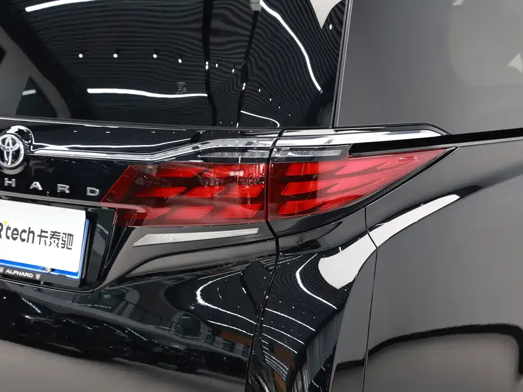 Toyota Alphard 2024 из CN, фото 8