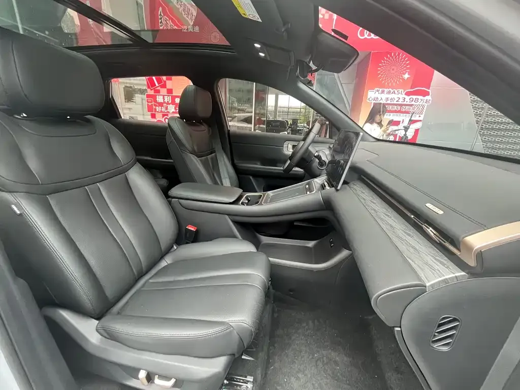 Wuling Xingguang S 2024 из CN, фото 5