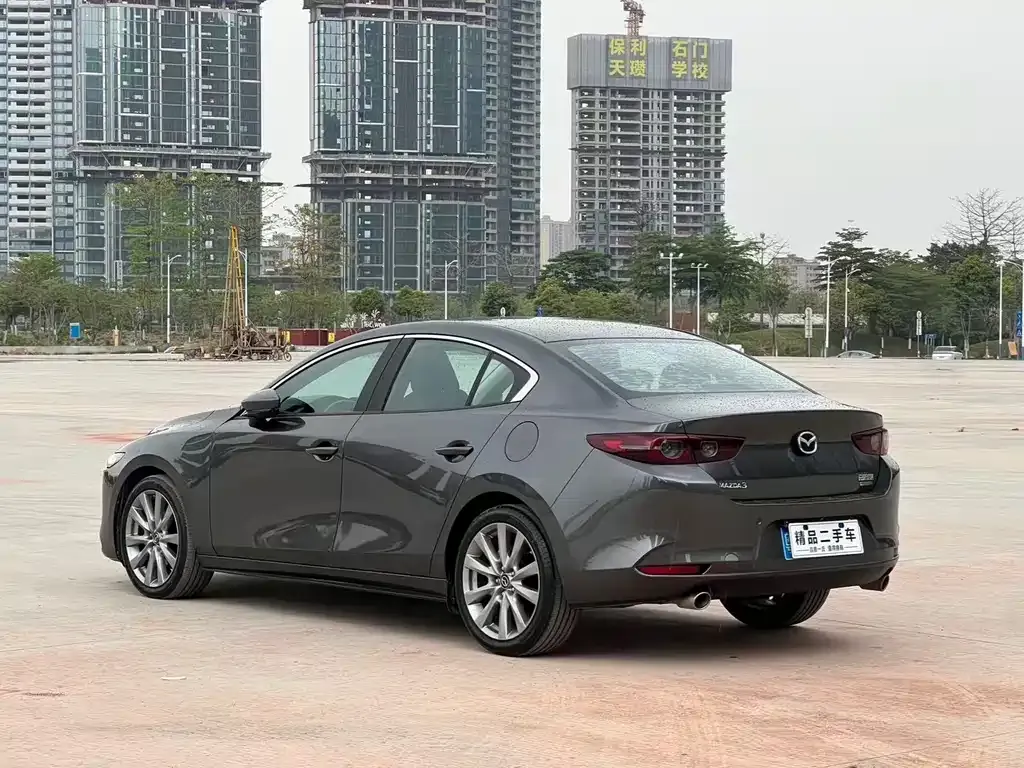 Mazda 3 Axela — фото 4