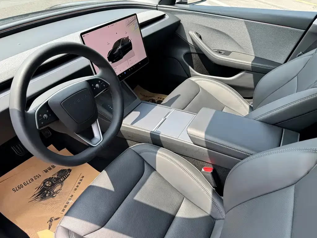 Tesla Model 3 — фото 7