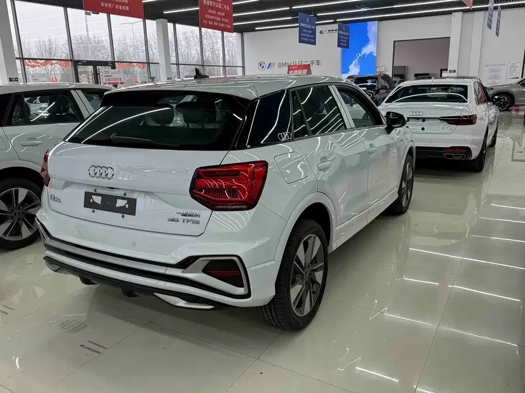 Audi Q2L 2026 из CN, фото 3