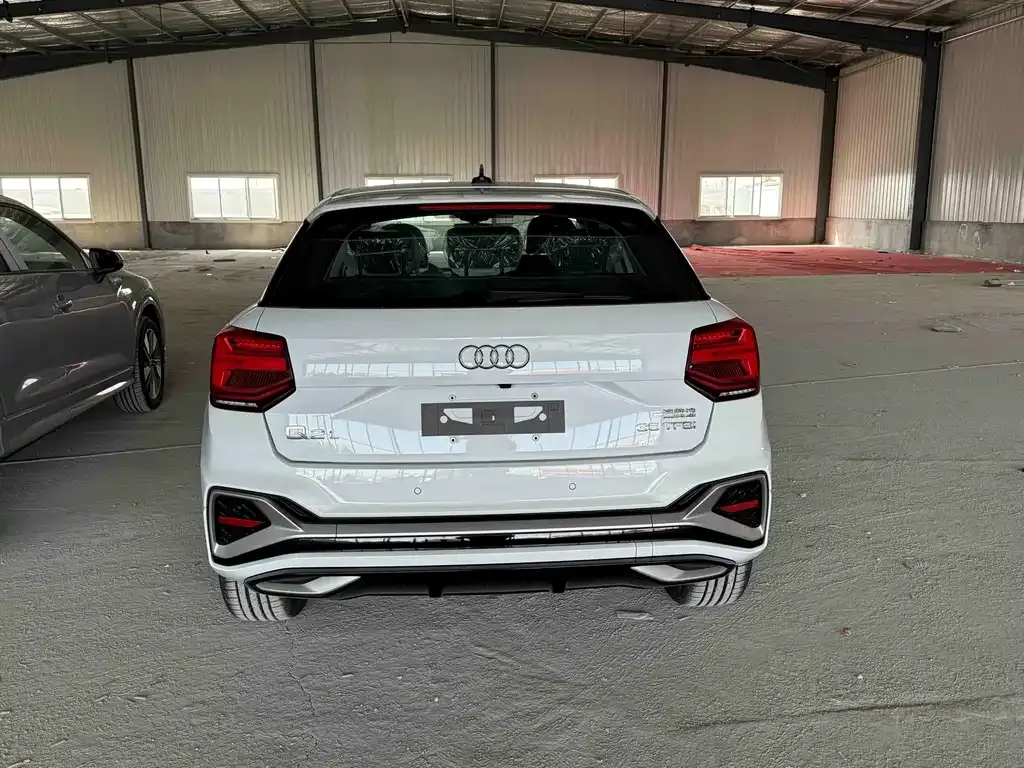 Audi Q2L 2026 из CN, фото 10