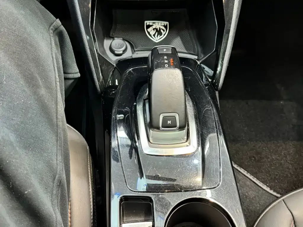 Peugeot 2008 2022 из CN, фото 5