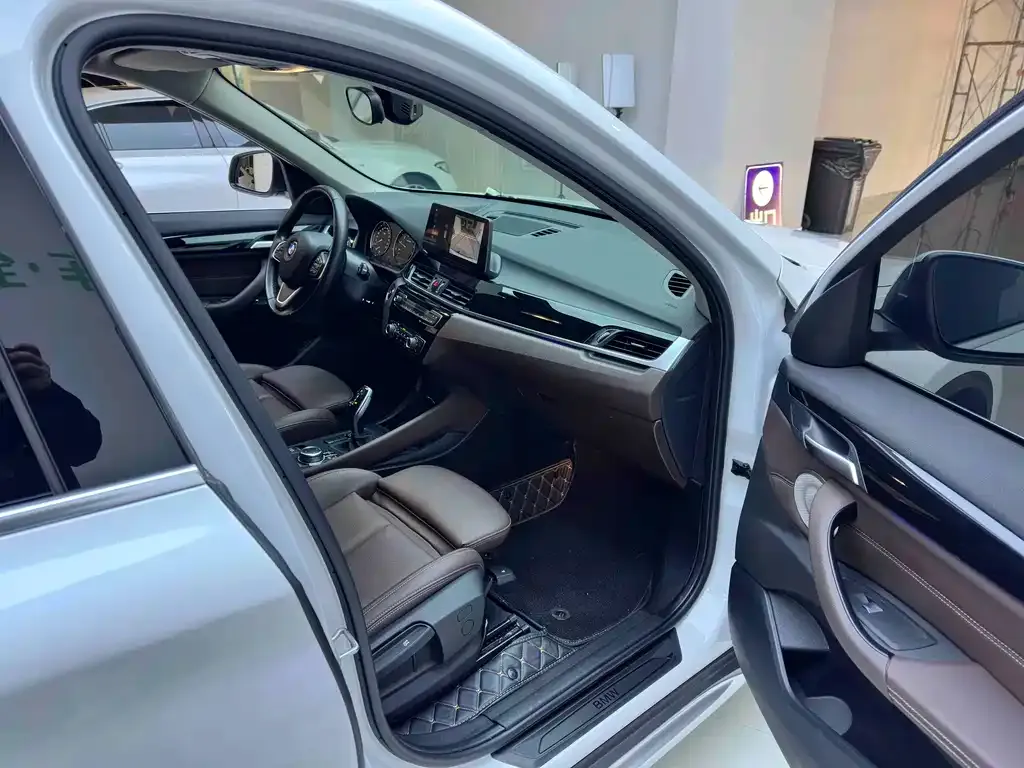 BMW X1 2022 из CN, фото 10