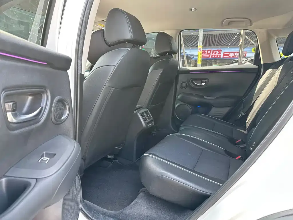 Honda HR-V 2024 из CN, фото 4