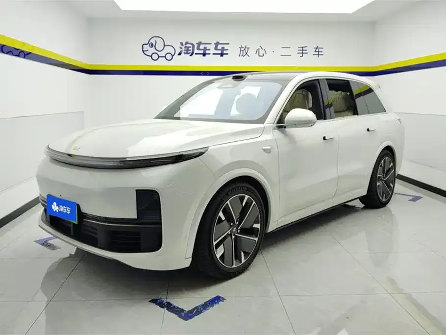 Li Auto L8