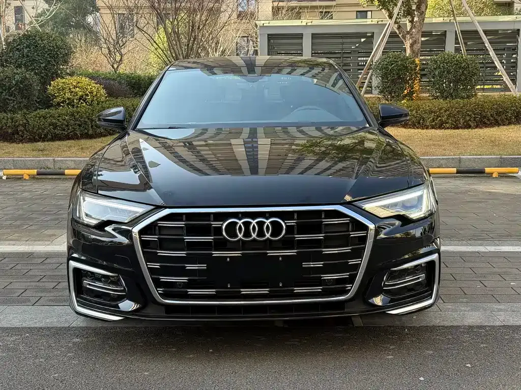 Audi A6L — фото 7
