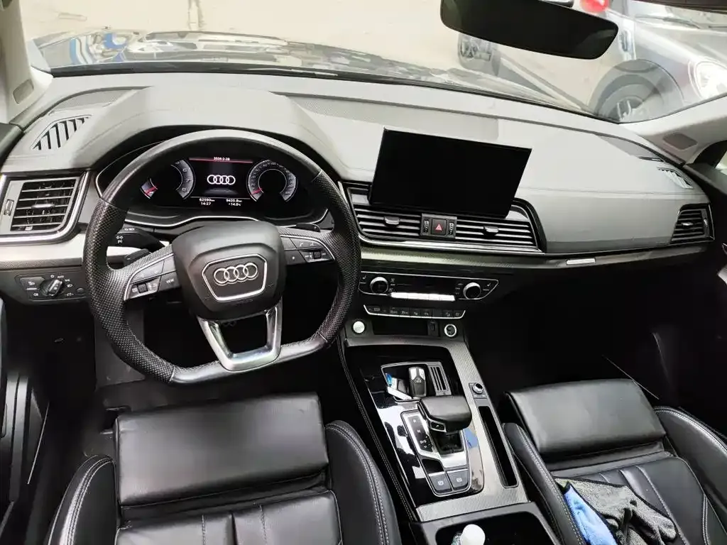Audi Q5L 2023 из CN, фото 5