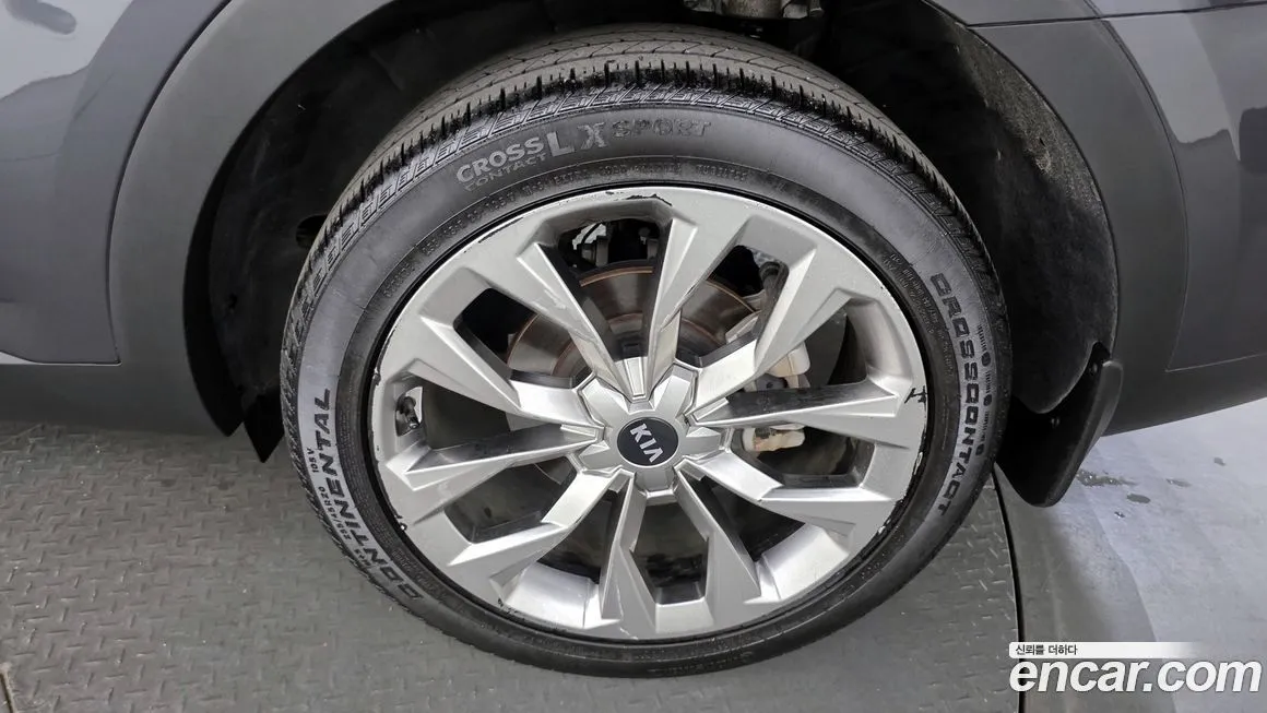 Kia Sorento — фото 4