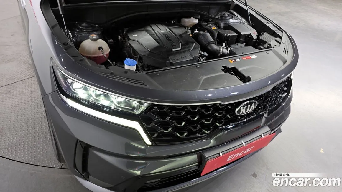 Kia Sorento — фото 6