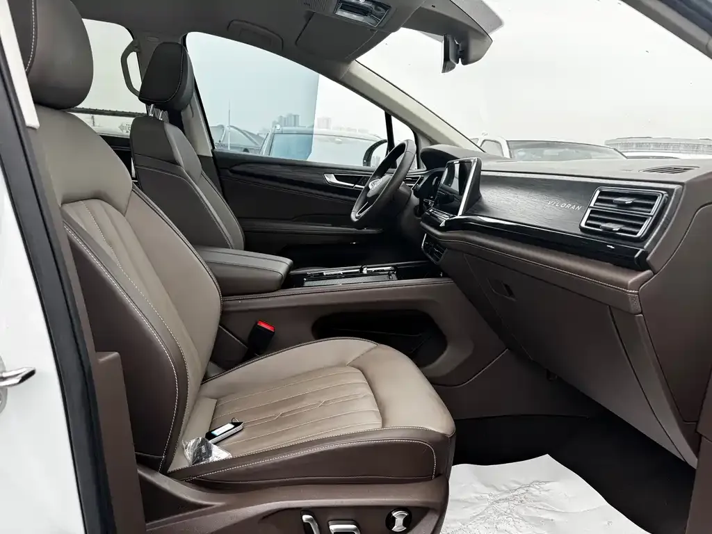 Volkswagen Viloran 2023 из CN, фото 5