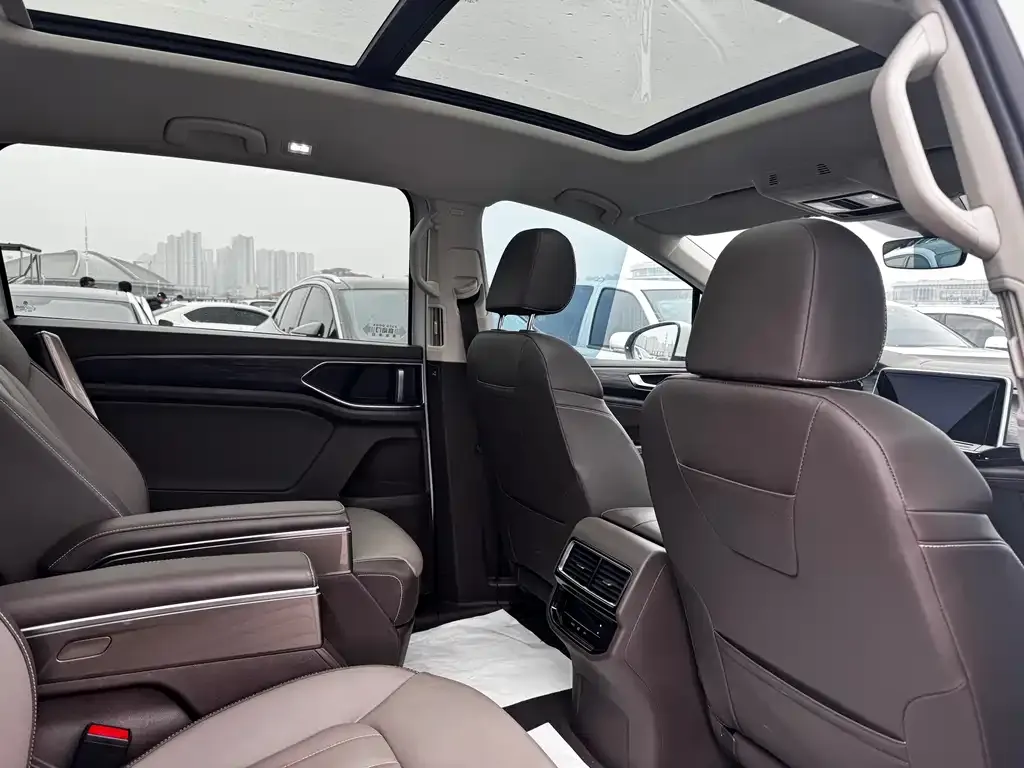 Volkswagen Viloran 2023 из CN, фото 7