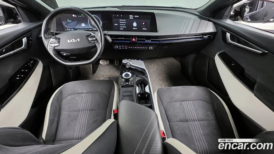Kia EV6 — фото 10