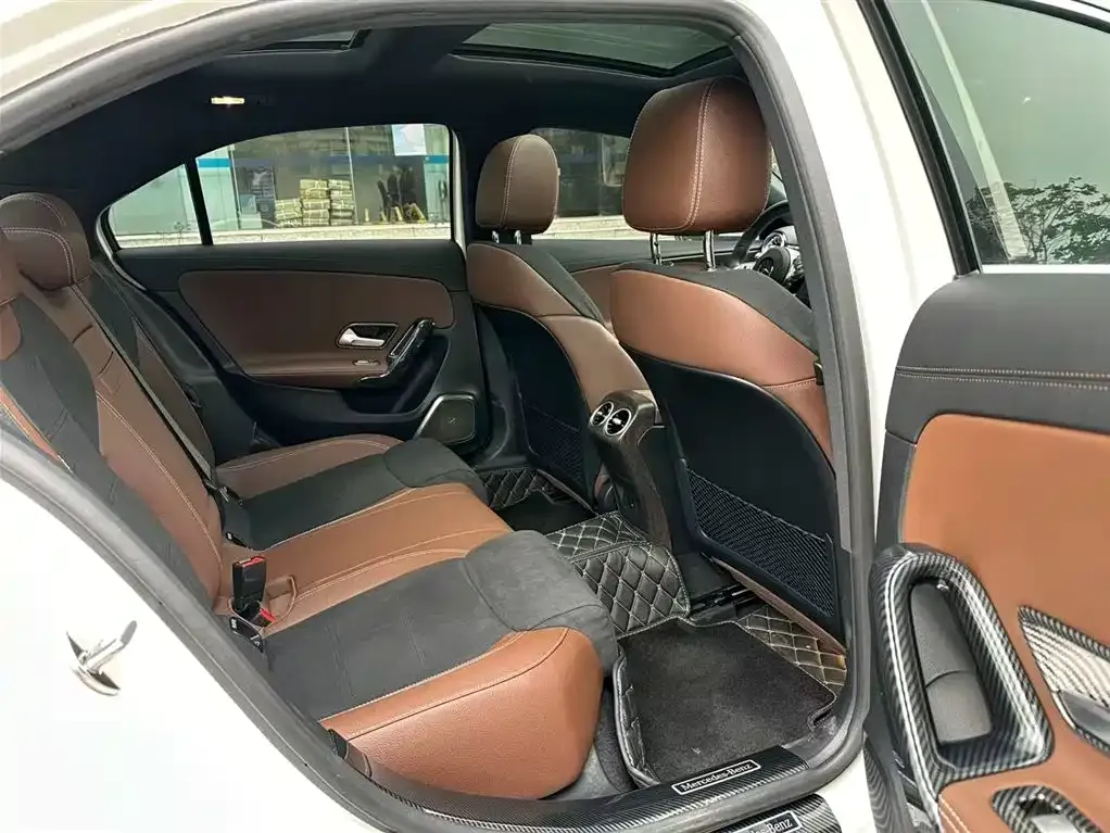Mercedes-Benz A-Class 2023 из CN, фото 4