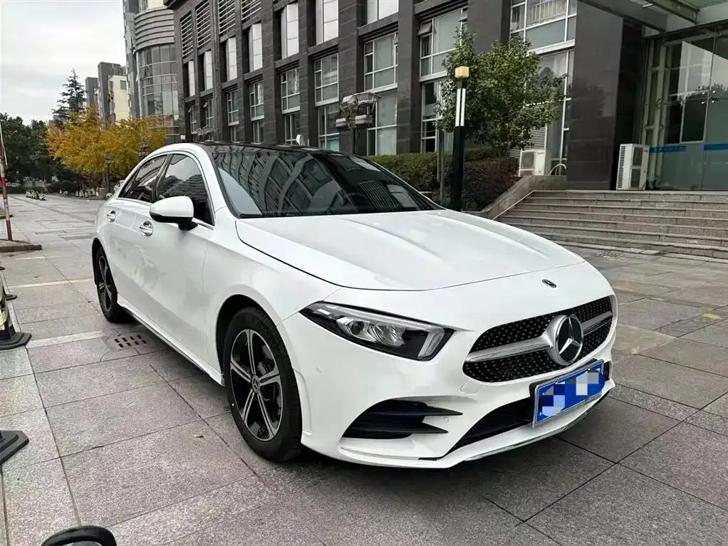 Mercedes-Benz A-Class 2023 из CN, фото 5