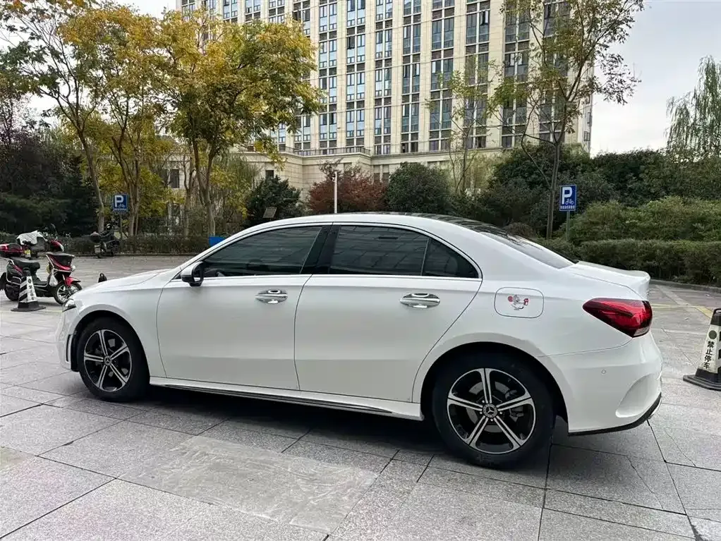 Mercedes-Benz A-Class 2023 из CN, фото 8