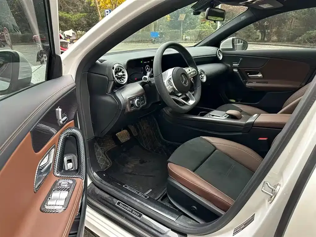 Mercedes-Benz A-Class 2023 из CN, фото 9