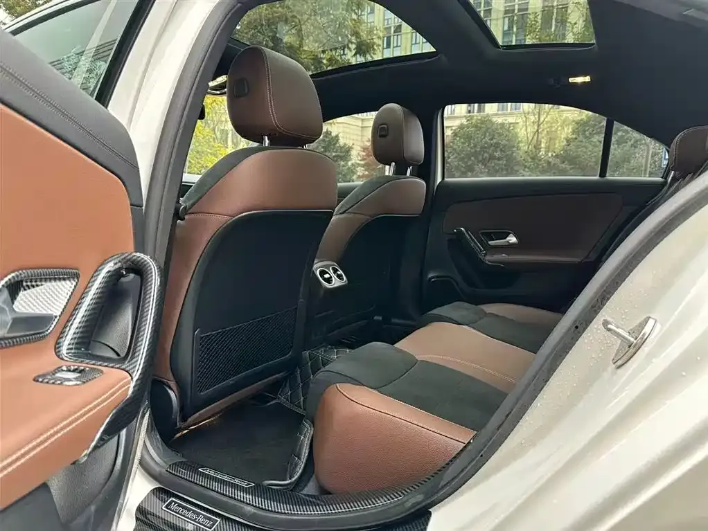 Mercedes-Benz A-Class 2023 из CN, фото 7