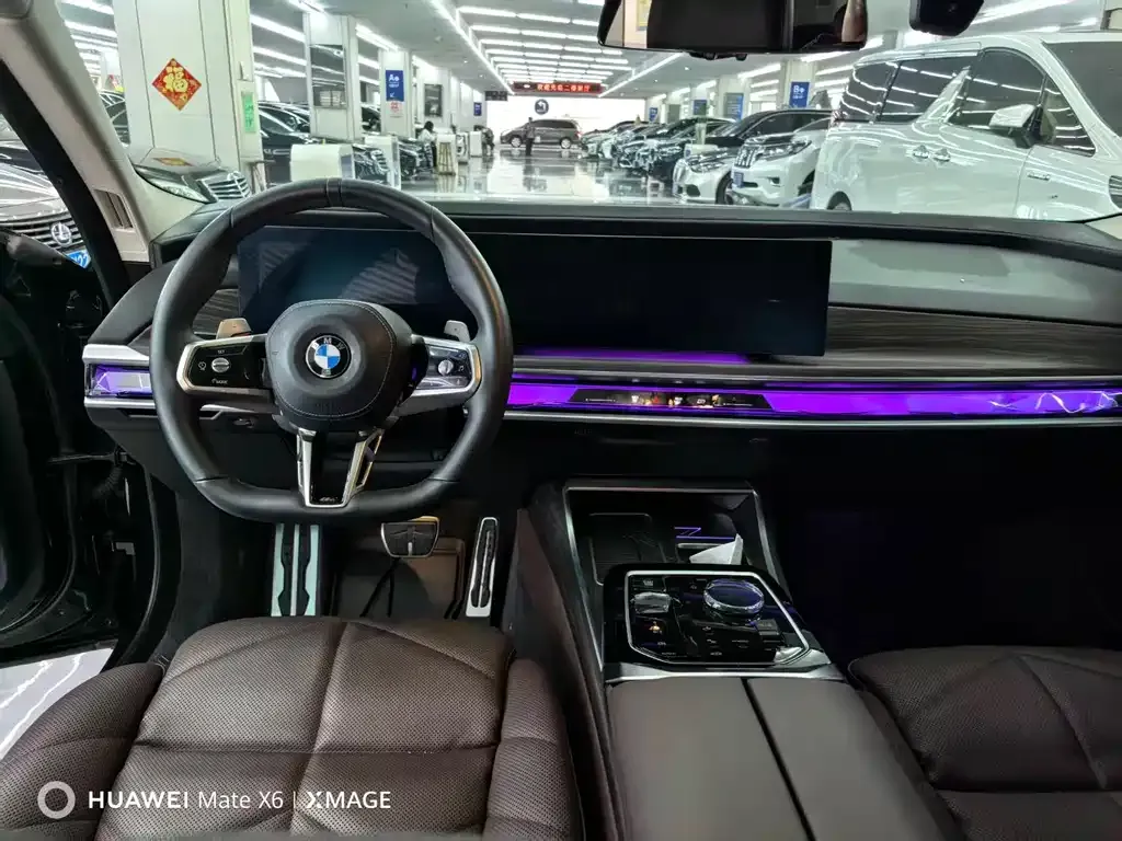 BMW 7 Series 2024 из CN, фото 6