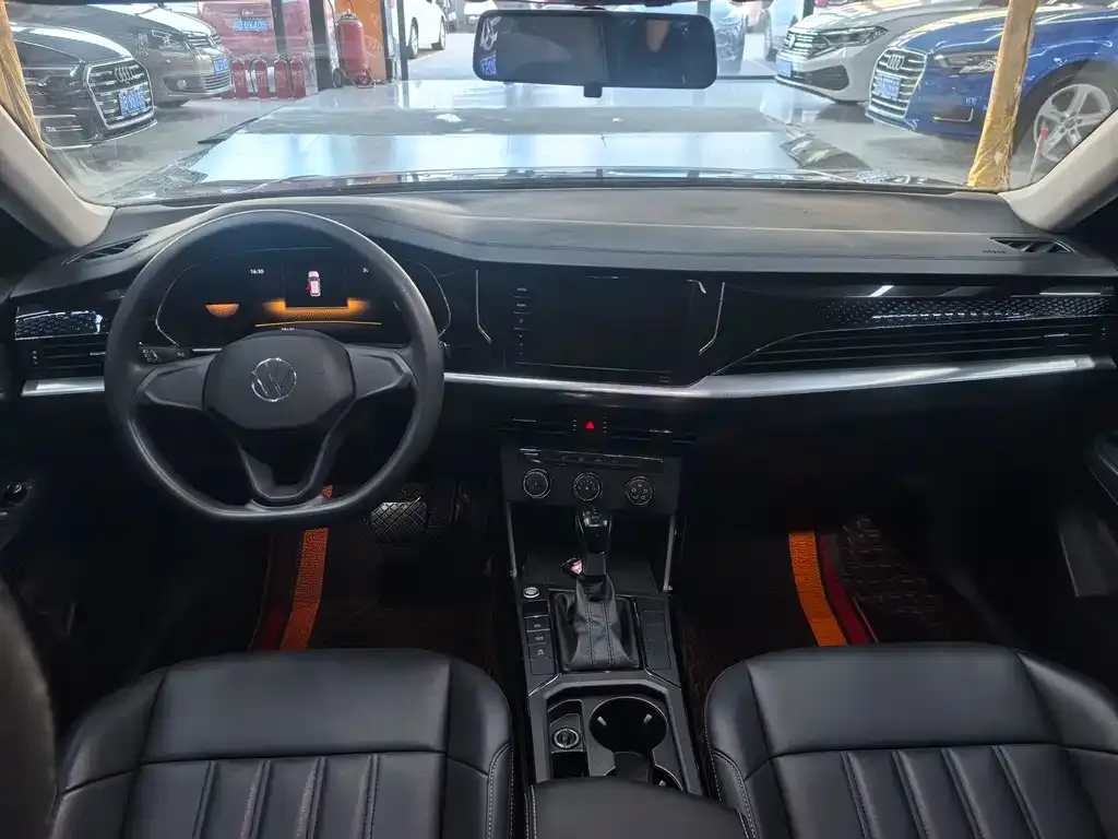 Volkswagen Passat — фото 3