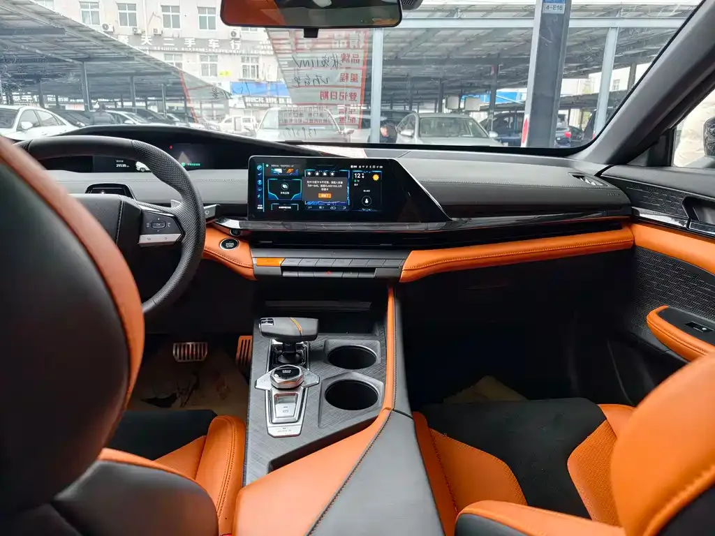 Changan UNI-V 2024 из CN, фото 10