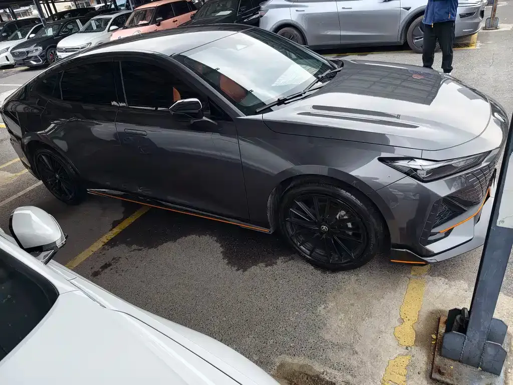 Changan UNI-V 2024 из CN, фото 3