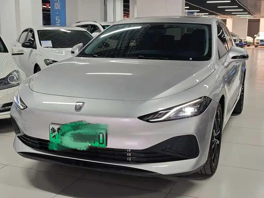 Roewe D7