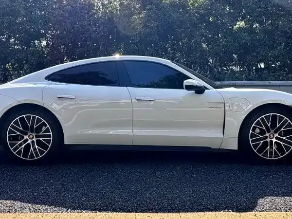 Porsche Taycan 2021 из CN, фото 8