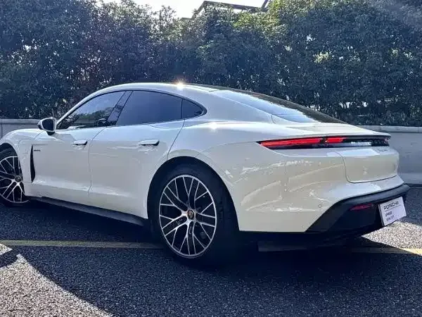 Porsche Taycan 2021 из CN, фото 6