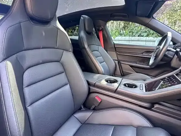 Porsche Taycan 2021 из CN, фото 4
