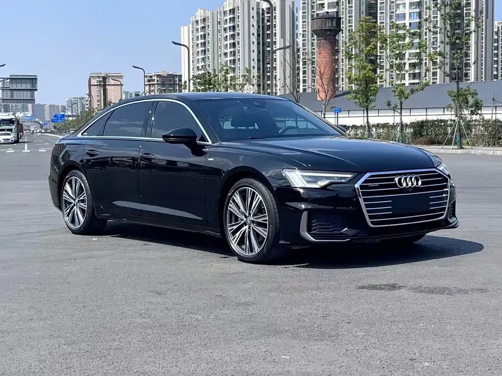 Audi A6L — фото 9