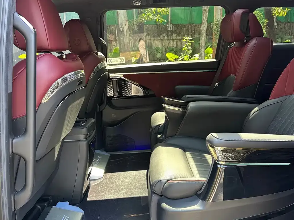 GAC Motor Trumpchi M8 — фото 2