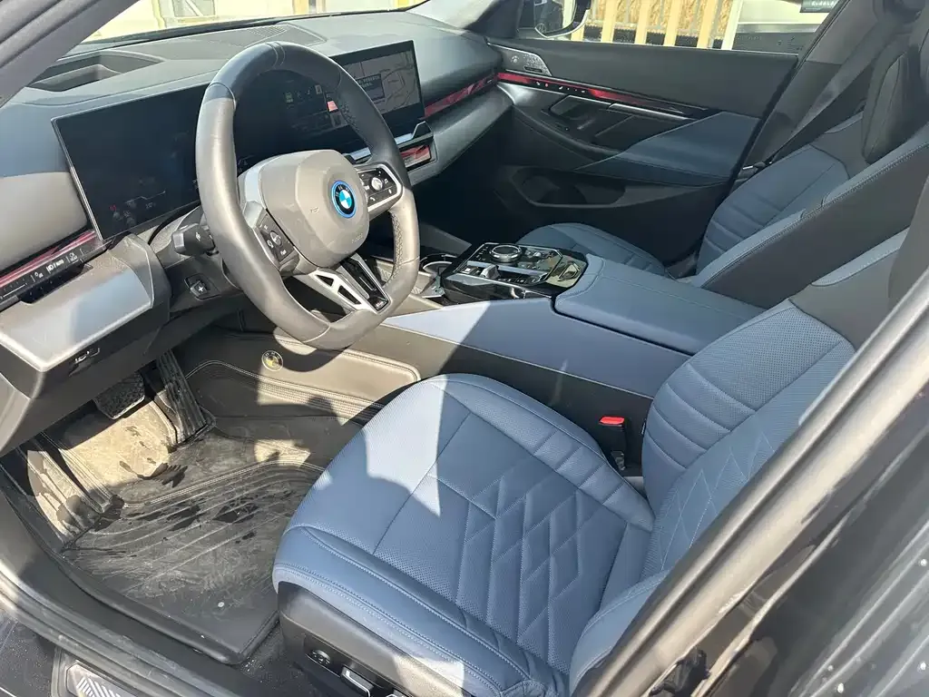 BMW i5 2025 из CN, фото 10